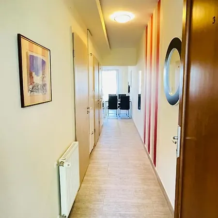 Apartment Colton Aranyhid - Outdoor *