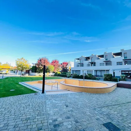 Colton Aranyhid - Outdoor Apartman